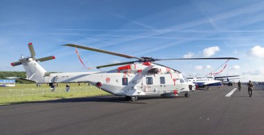 askeri helikopter
