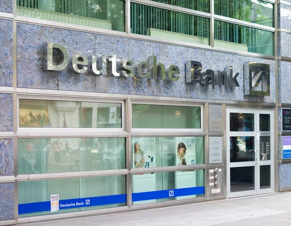 Deutsche bank oddział w Berlinie — Zdjęcie stockowe