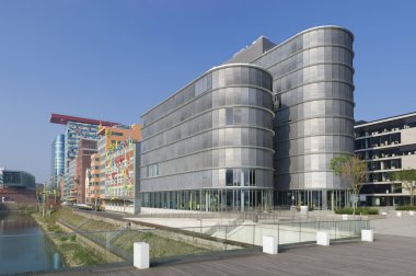 Modern ofis binası