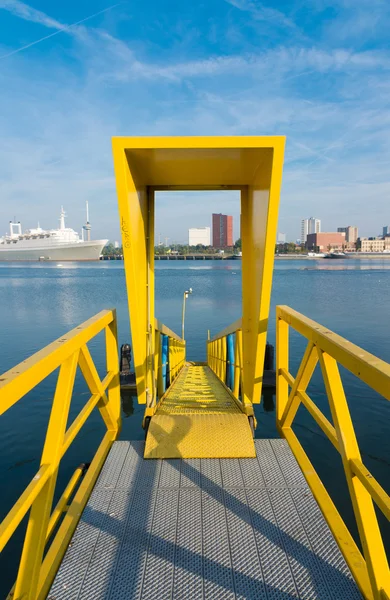 Gelbe Gangway — Stockfoto