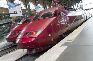 yüksek hızlı tren