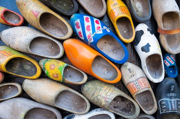 Sapatos de madeira — Fotografia de Stock