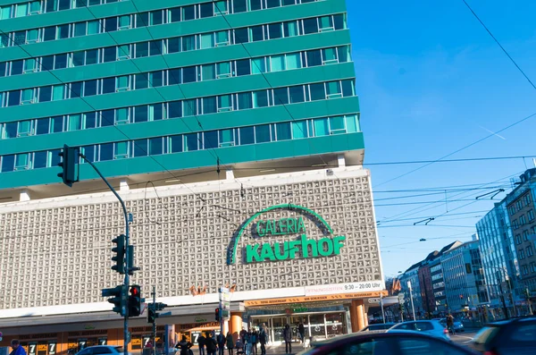 Shopping mall exterior — Stock Photo, Image