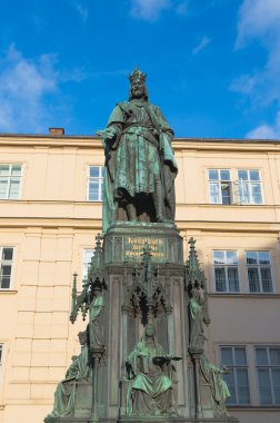Charles bridge heykeli