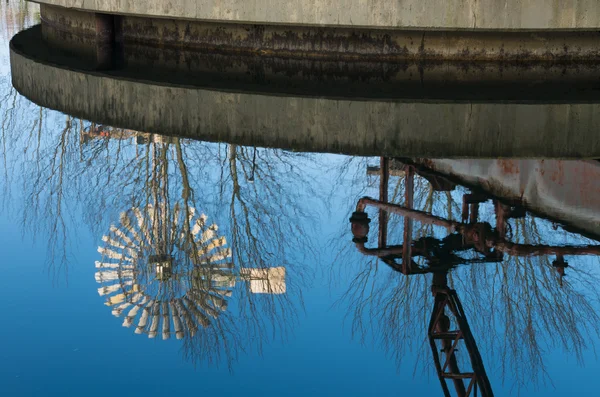 Old windmill — Stock Photo, Image