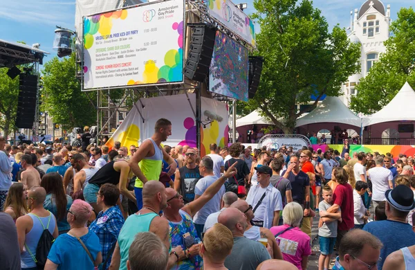 Gay pride amsterdam — Stok fotoğraf