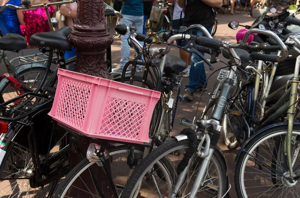 Pink basket — Stock Photo, Image