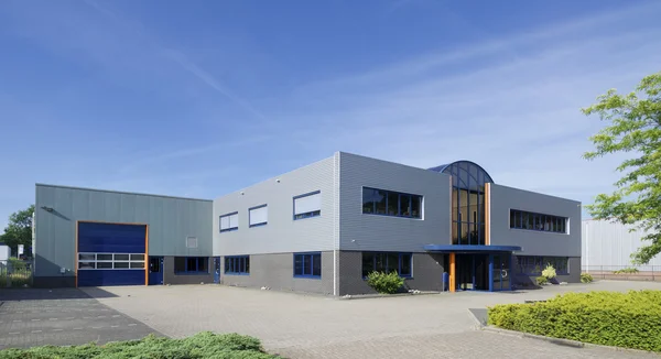 modern endüstriyel bina