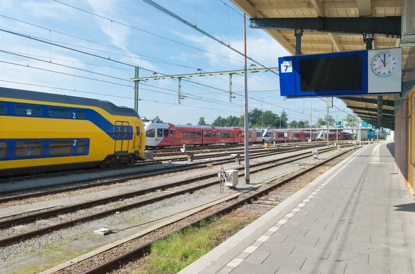 Plataforma del tren —  Fotos de Stock