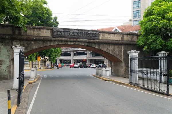 Entrance gate to intramuros — Stock Photo, Image