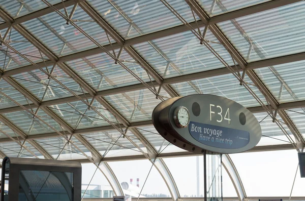 Paris airport terminal — Stock Photo, Image