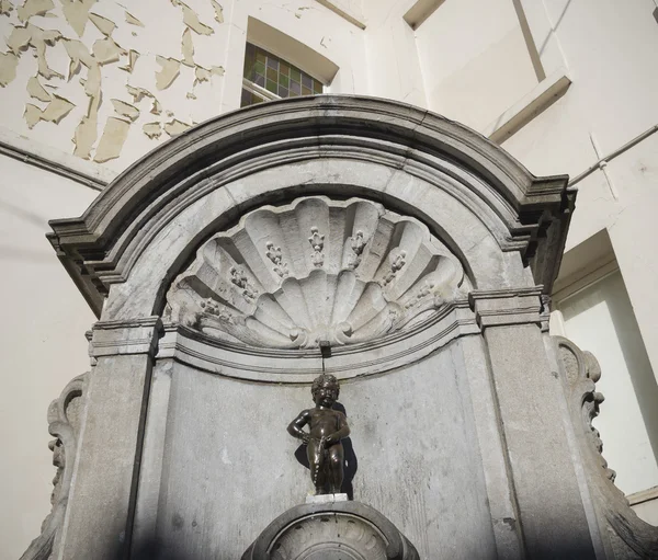 Manneken Pis в Брюсселе — стоковое фото