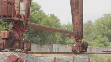 Gantry vinci hareket halinde.