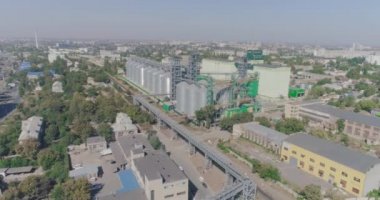 Tahıl depolamak için silolar, buğday depolamak için büyük silolar