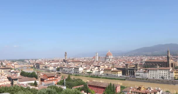 The general plan for Florence. Cathedral of Santa Maria Del Del Fiore and The Palazzo Vecchio on the general plan of the city of Florence — Stock Video