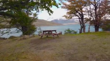 Patagonya. Payne Grande Dağı manzarası. Payne Grande Dağı. Şili 'deki Nordenskjold Gölü