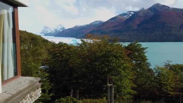Perito Moreno Glacier v národním parku Los Glaciares poblíž El Calafate, Patagonia, Argentina — Stock video