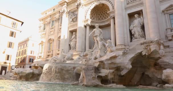 Fontána Trevi v Itálii, Řím. Fontána Palazzo Poli a Trevi Řím, Itálie. — Stock video