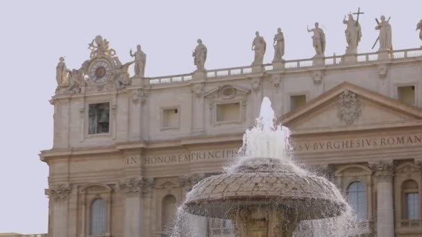圣彼得斯广场慢动作喷泉。圣彼得斯广场意大利、罗马 — 图库视频影像