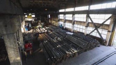 Yuvarlak metal boşluk, metal boşluk, metal bace, fabrikadaki metal ambar.