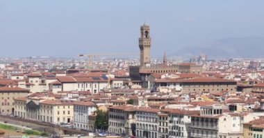 Floransa 'nın panoramik manzarası, Şehrin üzerindeki Palazzo Vecchio kulesi
