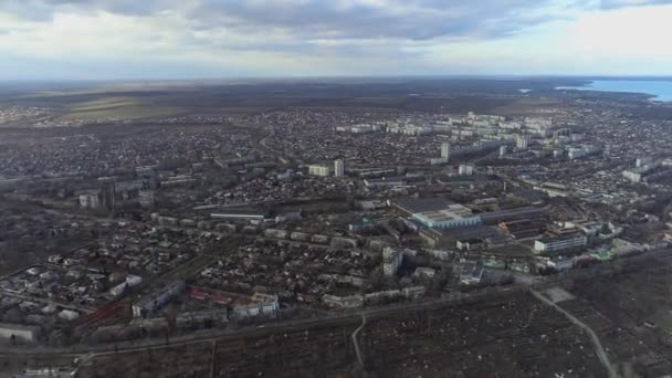 Ucrânia, a cidade de Zaporozhye panorama aéreo. O plano geral para a barragem e a cidade de Zaporozhye — Vídeo de Stock