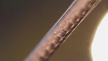 Yakın çekim bakır kablo, kablo üretim süreci. Kablo üretimi yakın plan