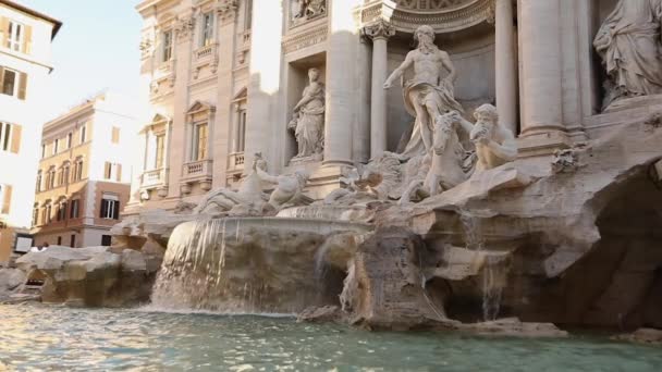 Trevi fontän CLose upp Italien, Rom, Trevi fontän i slow motion — Stockvideo