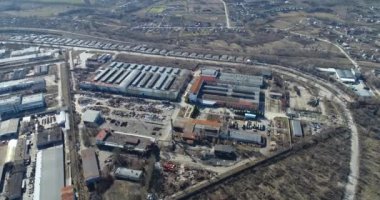 Büyük fabrika hava manzarası, büyük bir fabrikanın dışı. Üst görünümü yerleştir