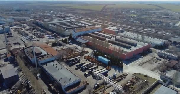 Vista aérea de una gran fábrica. Exterior industrial de una fábrica — Vídeos de Stock