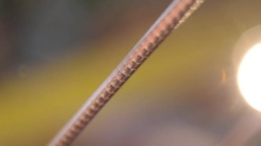 Yakın çekim bakır kablo, kablo üretim süreci. Kablo üretimi yakın plan