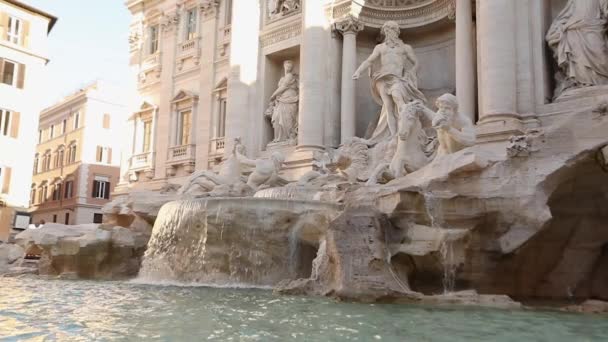 Trevi Fountain CLose up Italy, Rome, Trevi Fountain in slow motion — 비디오