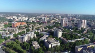 Havadan Harkov 'un panoramik görüntüsü. Harkov, Ukrayna. Gökyüzünden büyük bir şehir