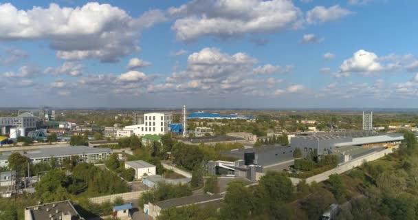 Large industrial zone with plants aerial view. Many factories from the air. Span over an industrial area with modern factories — Stock Video