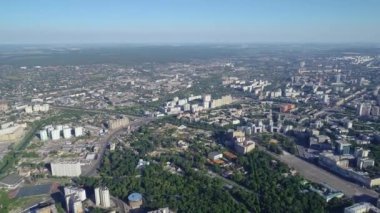 Havadan Harkov 'un görüntüsü. Harkov, Ukrayna. Gökyüzünden büyük bir şehir