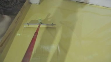 Birinci şahıstan kendi seviyesini yükselten bir zemin yaratmak. Kendi seviyesini yüzey POV 'una uygulanıyor