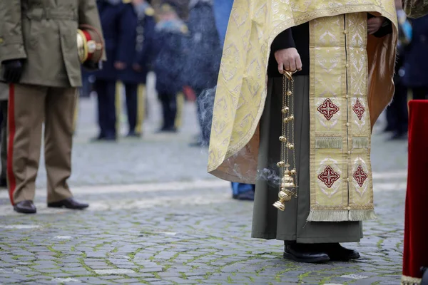 Bucareste Romênia Novembro 2020 Sacerdote Exército Romeno Ortodoxo Cristão Está — Fotografia de Stock