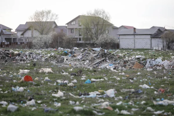 Bolintin Romênia Abril 2021 Pilhas Resíduos Industriais Domésticos Jazem Campo — Fotografia de Stock