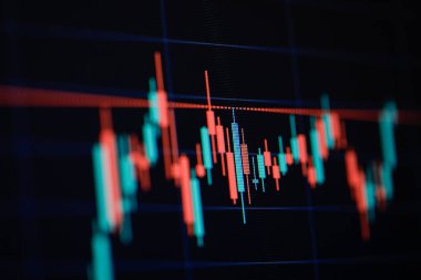 Bilgisayar ekranında bir şamdan çizelgesinin ayrıntılarıyla sığ alan derinliği (seçici odak).