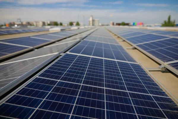 Paneles Solares Industriales Techo Hipermercado — Foto de Stock
