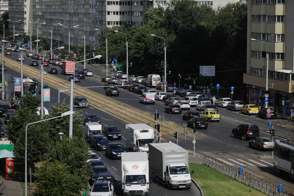 Bucarest Rumania Julio 2021 Automóviles Peatones Circulan Por Una Concurrida — Foto de Stock