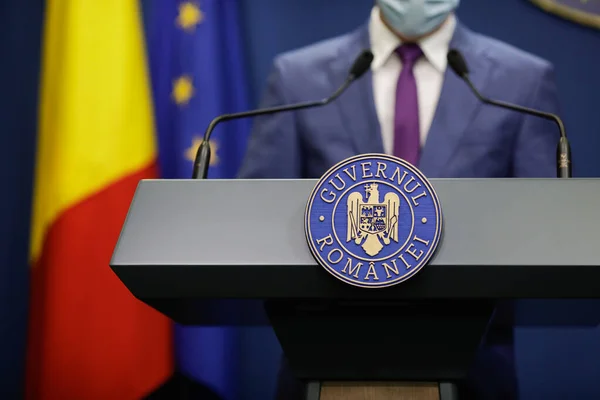 루마니아 부쿠레슈티 2021 정치인 회견에서 루마니아 로고와 관련된 — 스톡 사진