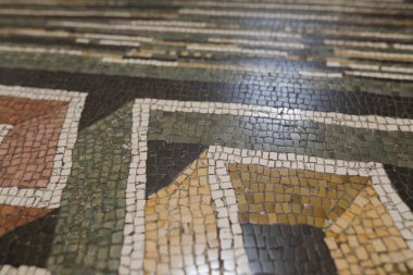 Roma, İtalya - 11 Ocak 2024: Vatikan Müzesi içindeki bir Roma Mozaiğinden Ayrıntılar.