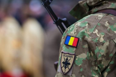 Bükreş, Romanya - 24 Ocak 2026: Romen askerleri Moldavya ve Eflak 'ın birleşmesini kutlayan bir halk etkinliğinde geçit töreni düzenlediler.