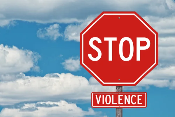 Stoppa Våld Tecken Med Blå Himmel Bakgrund — Stockfoto