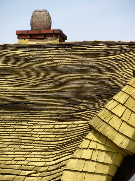 Fragment Steam Bent Cedar Roof Brick Chimney — Stock Photo, Image