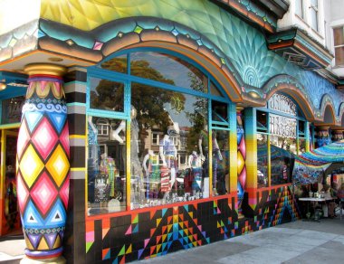 Haight-Ashbury sanat bölgesindeki funky mağazası. San Francisco, California, ABD.