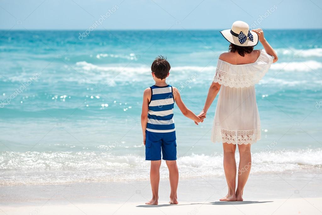 субтитры отдых сыном. субтитры отдых сыном. робин райт в фильме тайное влечение. русские субтитры. титры аниме.