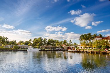 Pahalı yat ve Fort Lauderdale evlerinde