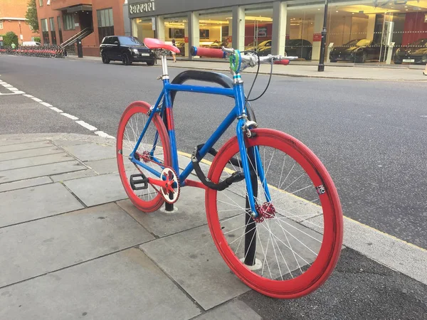 Londres Royaume Uni 2018 Vélo Rétro Stationné Dans Rue Londres — Photo